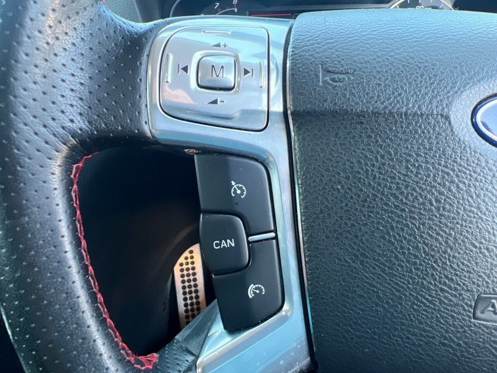 Used Ford Mondeo 2011 for sale - 76744469: Photo 24