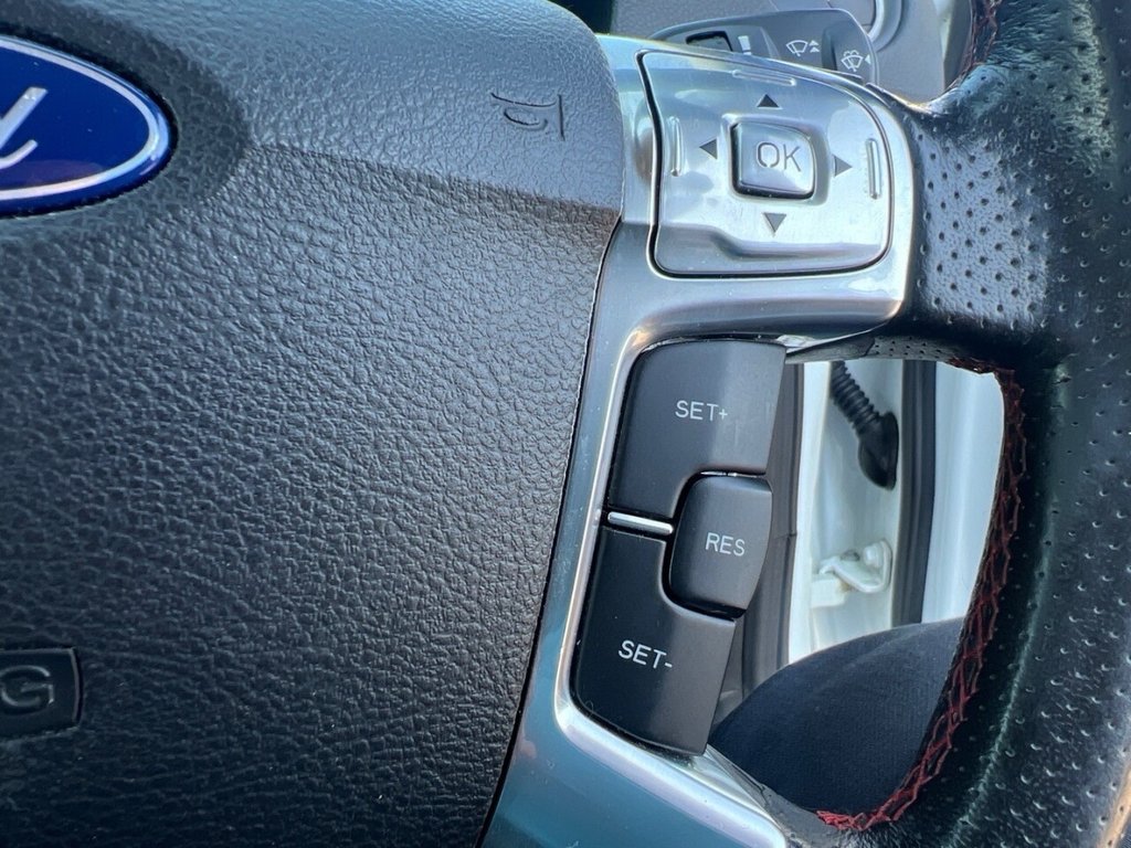 Used Ford Mondeo 2011 for sale - 76744469: Photo 27