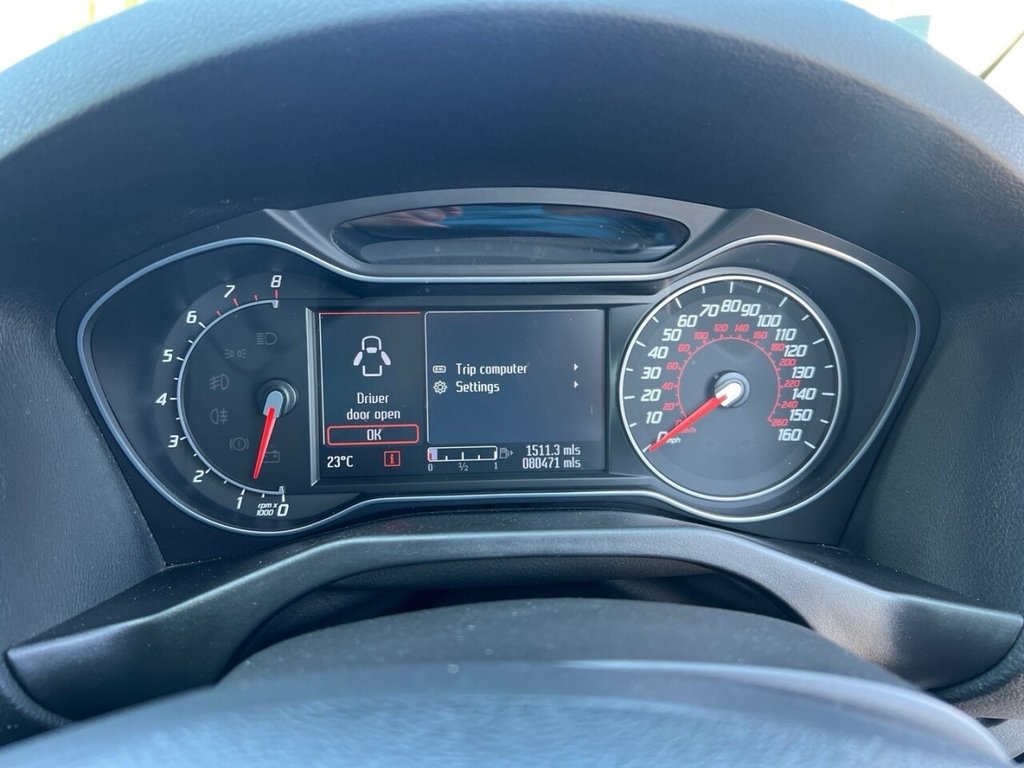 Used Ford Mondeo 2011 for sale - 76744469: Photo 28