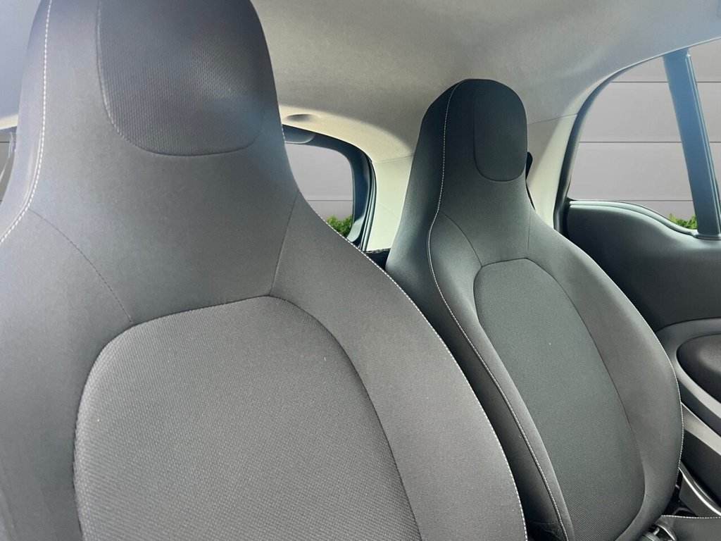 Used smart fortwo 2016 for sale - 76923962: Photo 11