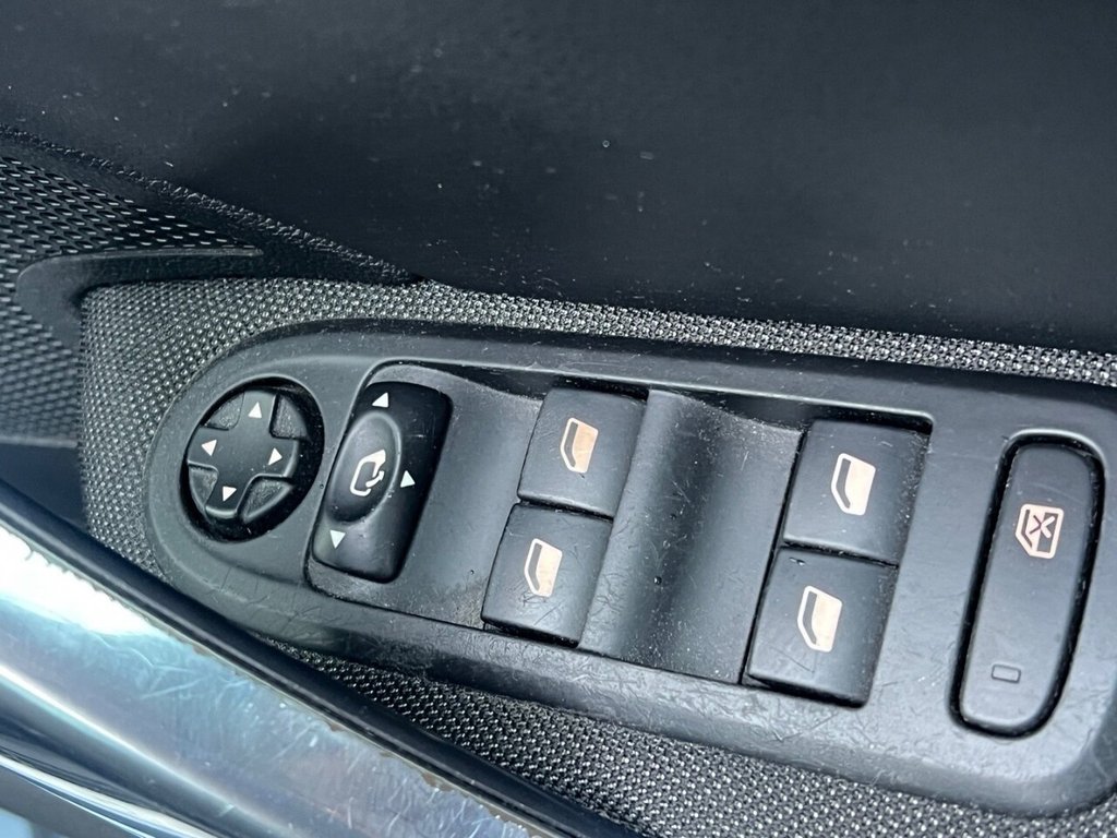 Used Peugeot 308 CC 2011 for sale - 77140049: Photo 22