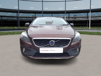 Used Volvo V40 2015 for sale - 77507541: Photo