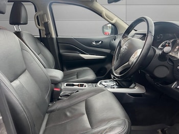 Used Nissan Navara 2021 for sale - 77172310: Photo