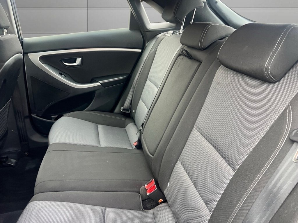 Used Hyundai i30 2016 for sale - 76744539: Photo 16