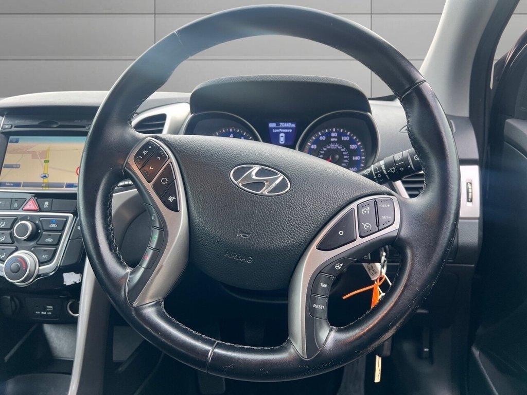 Used Hyundai i30 2016 for sale - 76744539: Photo 19