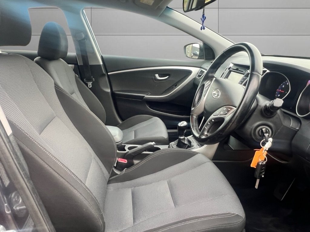 Used Hyundai i30 2016 for sale - 76744539: Photo 3