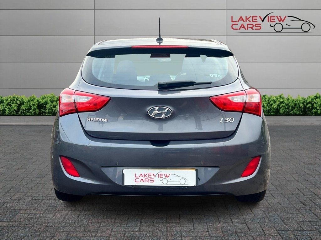 Used Hyundai i30 2016 for sale - 76744539: Photo 5