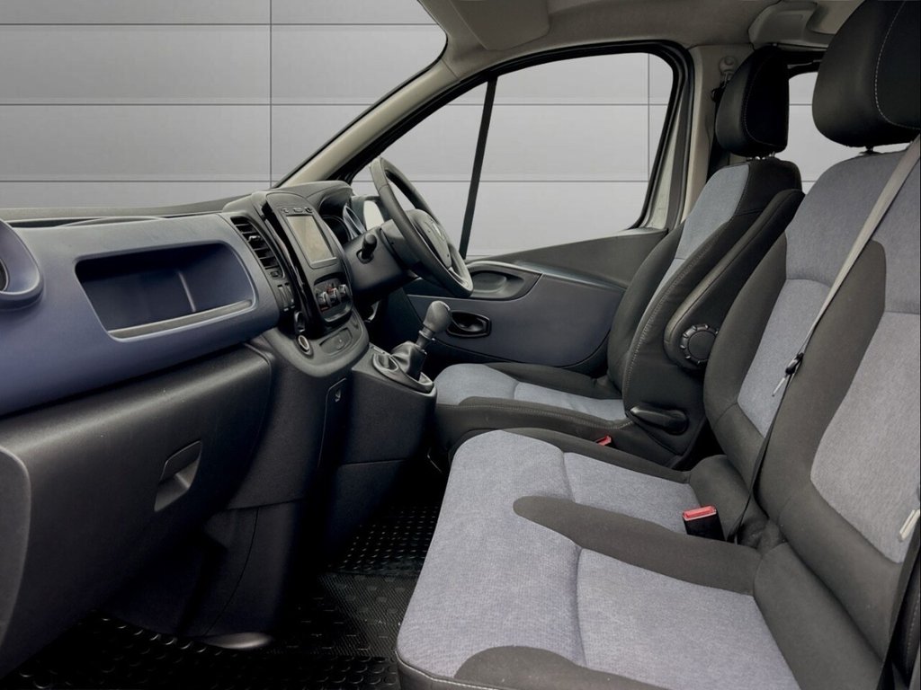 Used Vauxhall Vivaro 2017 for sale - 77133008: Photo 13