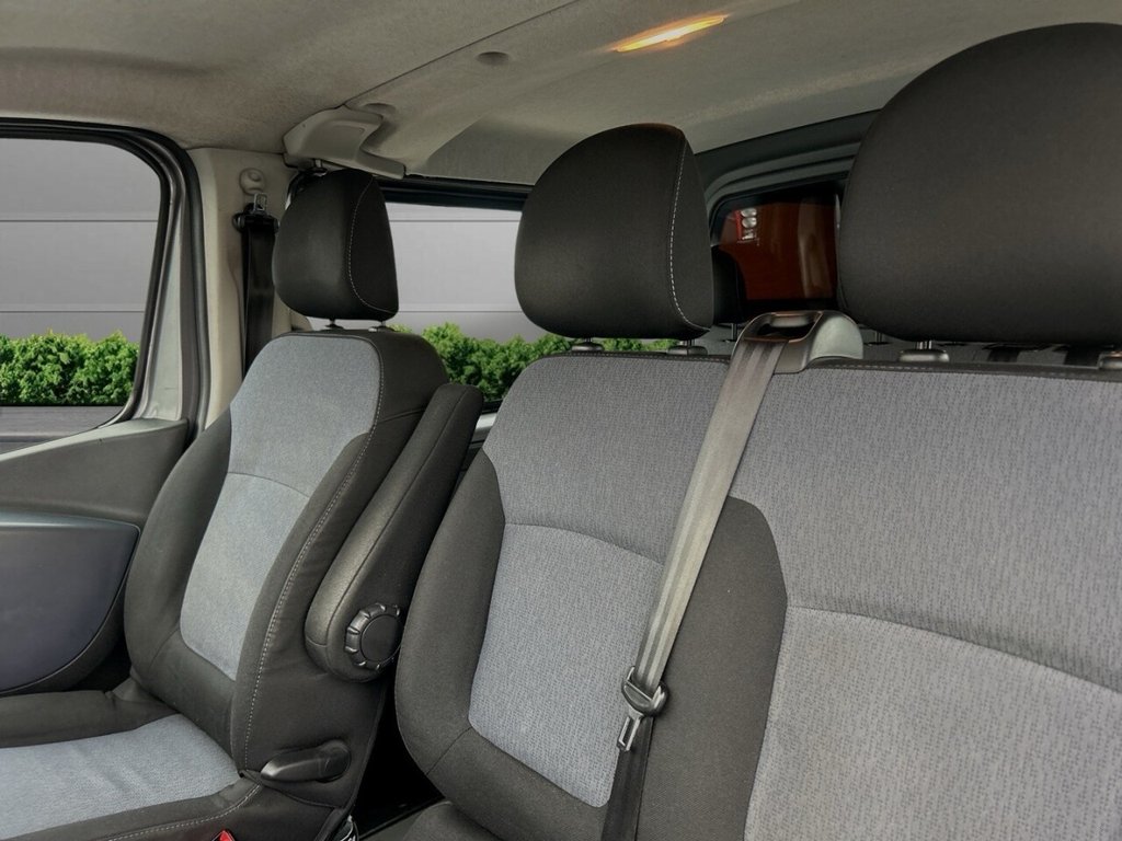 Used Vauxhall Vivaro 2017 for sale - 77133008: Photo 14