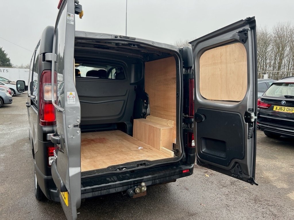 Used Vauxhall Vivaro 2017 for sale - 77133008: Photo 21