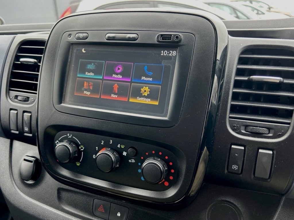 Used Vauxhall Vivaro 2017 for sale - 77133008: Photo 24