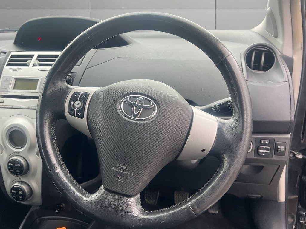 Used Toyota Yaris 2007 for sale - 76768475: Photo 18