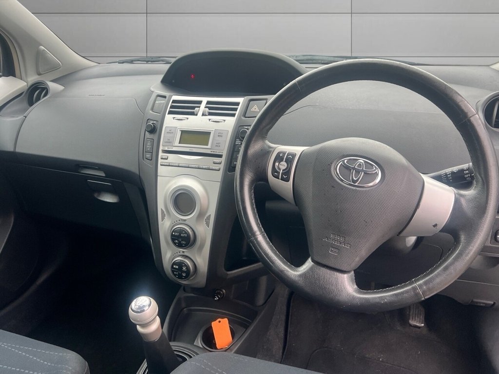 Used Toyota Yaris 2007 for sale - 76768475: Photo 19
