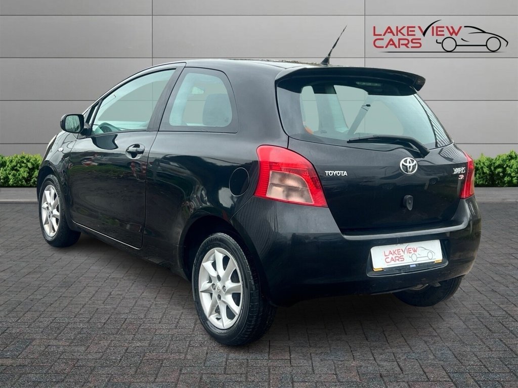 Used Toyota Yaris 2007 for sale - 76768475: Photo 2