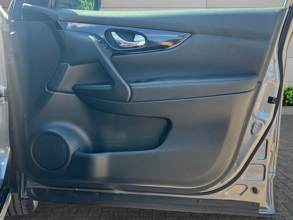 Used Nissan Qashqai 2014 for sale - 76744483: Photo 11