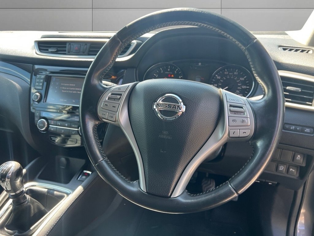 Used Nissan Qashqai 2014 for sale - 76744483: Photo 17