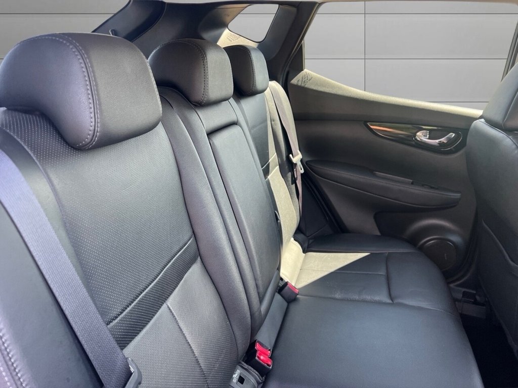 Used Nissan Qashqai 2014 for sale - 76744483: Photo 18