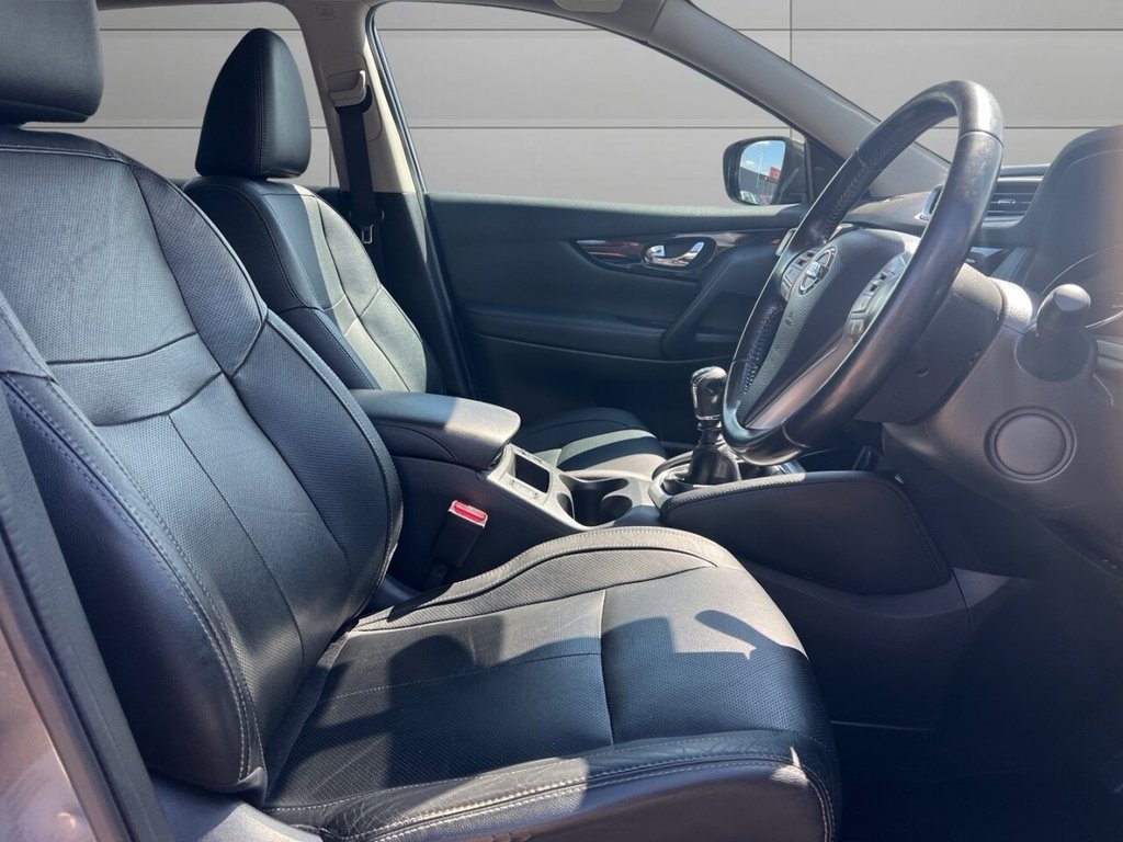 Used Nissan Qashqai 2014 for sale - 76744483: Photo 3