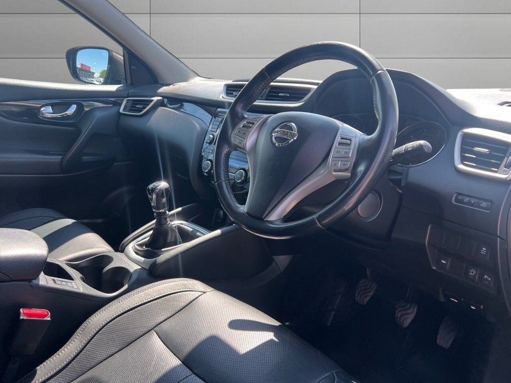 Used Nissan Qashqai 2014 for sale - 76744483: Photo 9