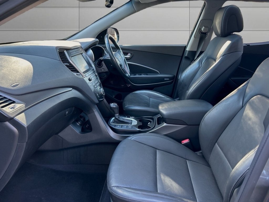 Used Hyundai Santa Fe 2016 for sale - 76744513: Photo 13