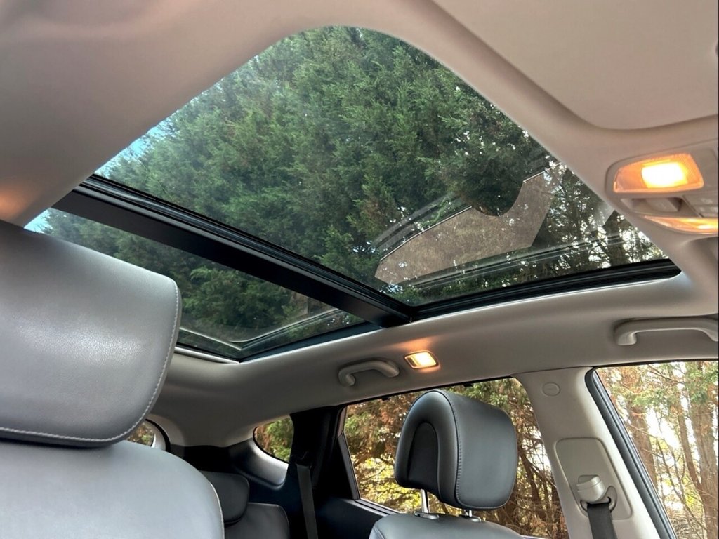 Used Hyundai Santa Fe 2016 for sale - 76744513: Photo 22