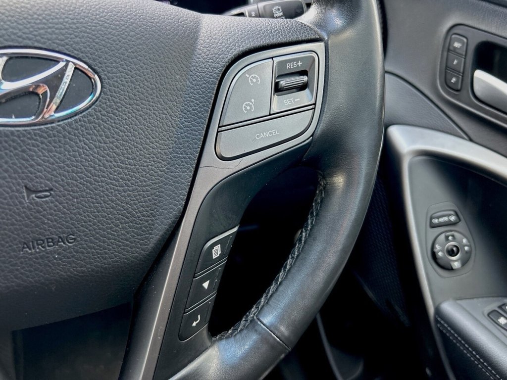 Used Hyundai Santa Fe 2016 for sale - 76744513: Photo 25