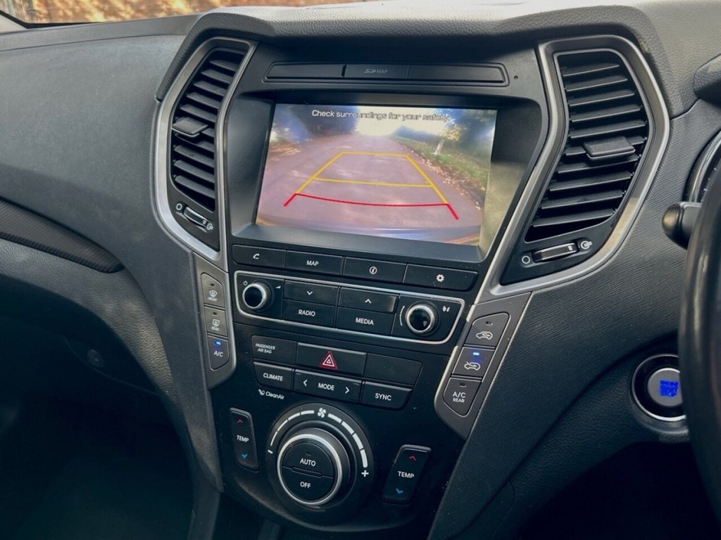 Used Hyundai Santa Fe 2016 for sale - 76744513: Photo 27