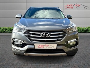 Used Hyundai Santa Fe 2016 for sale - 76744513: Photo