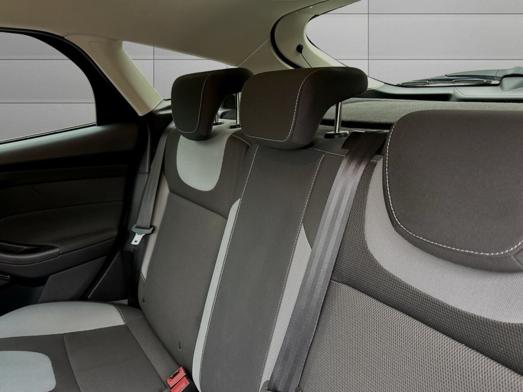 Used Ford Focus 2012 for sale - 76744520: Photo 16