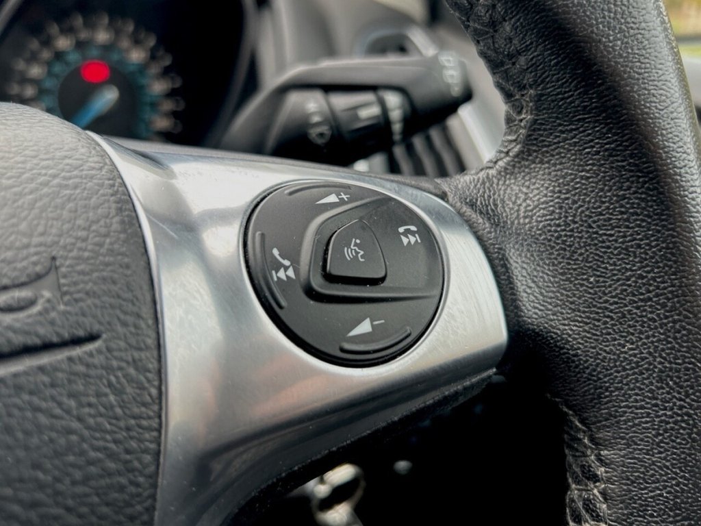 Used Ford Focus 2012 for sale - 76744520: Photo 24