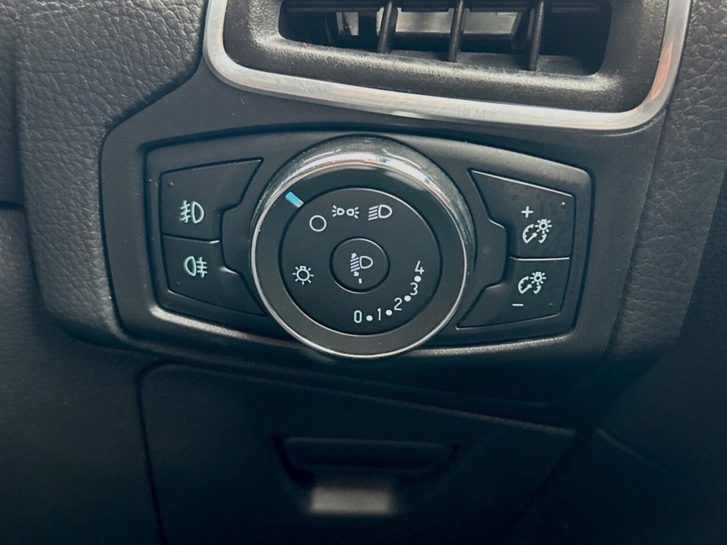 Used Ford Focus 2012 for sale - 76744520: Photo 28