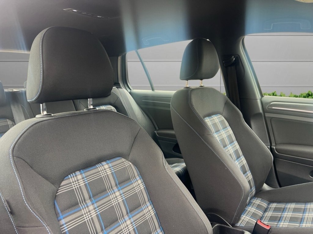 Used Volkswagen Golf 2018 for sale - 76744511: Photo 11
