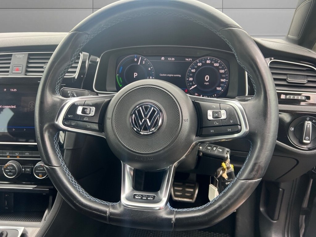 Used Volkswagen Golf 2018 for sale - 76744511: Photo 18