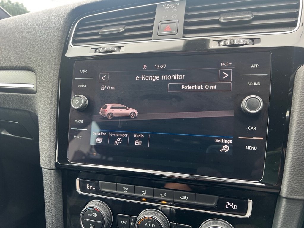 Used Volkswagen Golf 2018 for sale - 76744511: Photo 29