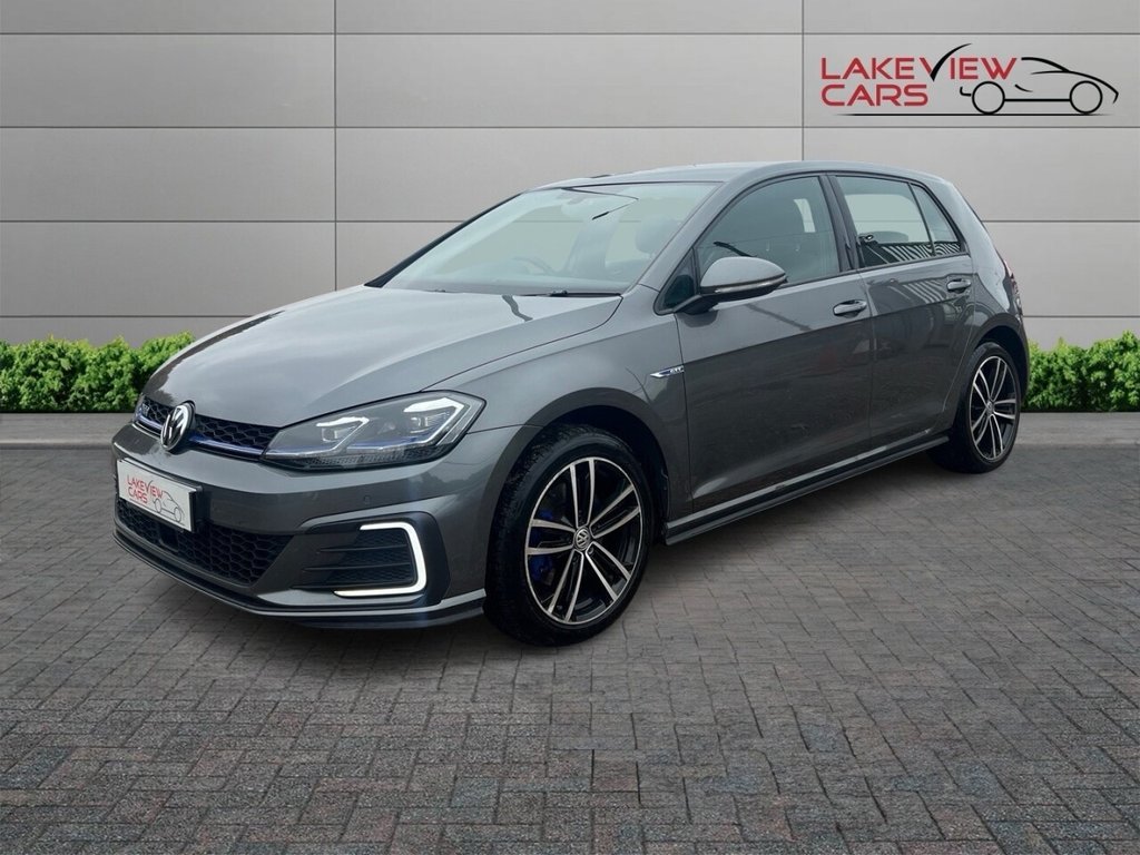 Used Volkswagen Golf 2018 for sale - 76744511: Photo 8