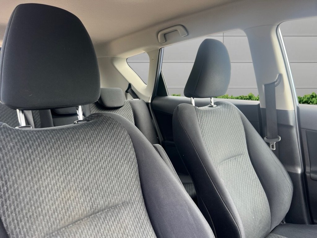 Used Toyota Verso 2011 for sale - 76744482: Photo 11