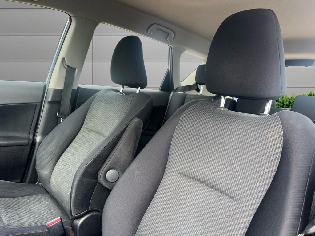 Used Toyota Verso 2011 for sale - 76744482: Photo 16