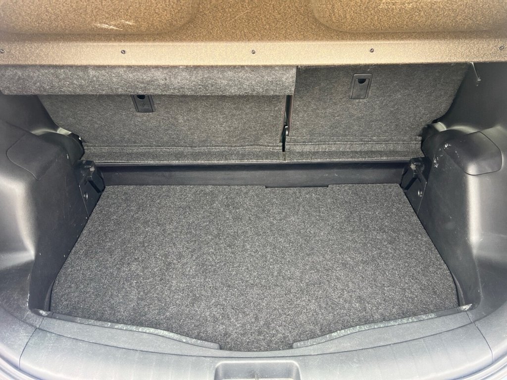 Used Toyota Verso 2011 for sale - 76744482: Photo 17