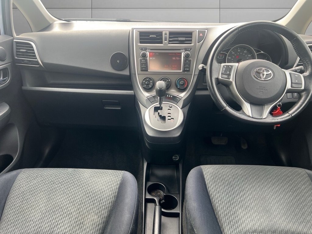 Used Toyota Verso 2011 for sale - 76744482: Photo 20