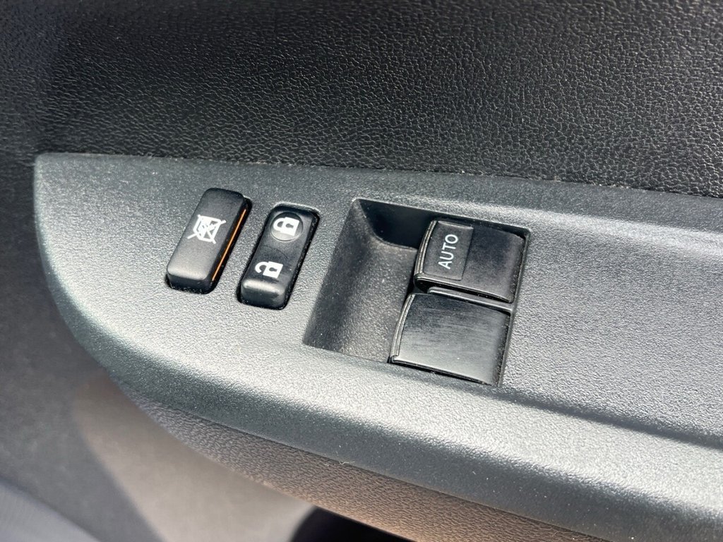 Used Toyota Verso 2011 for sale - 76744482: Photo 24