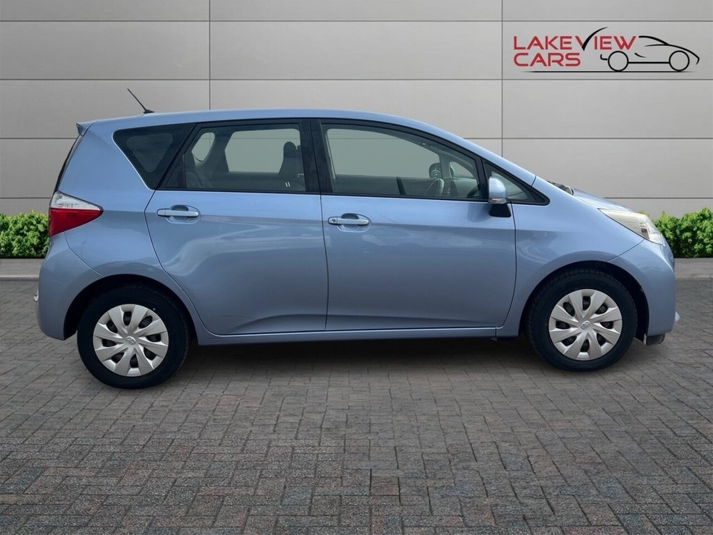 Used Toyota Verso 2011 for sale - 76744482: Photo 4