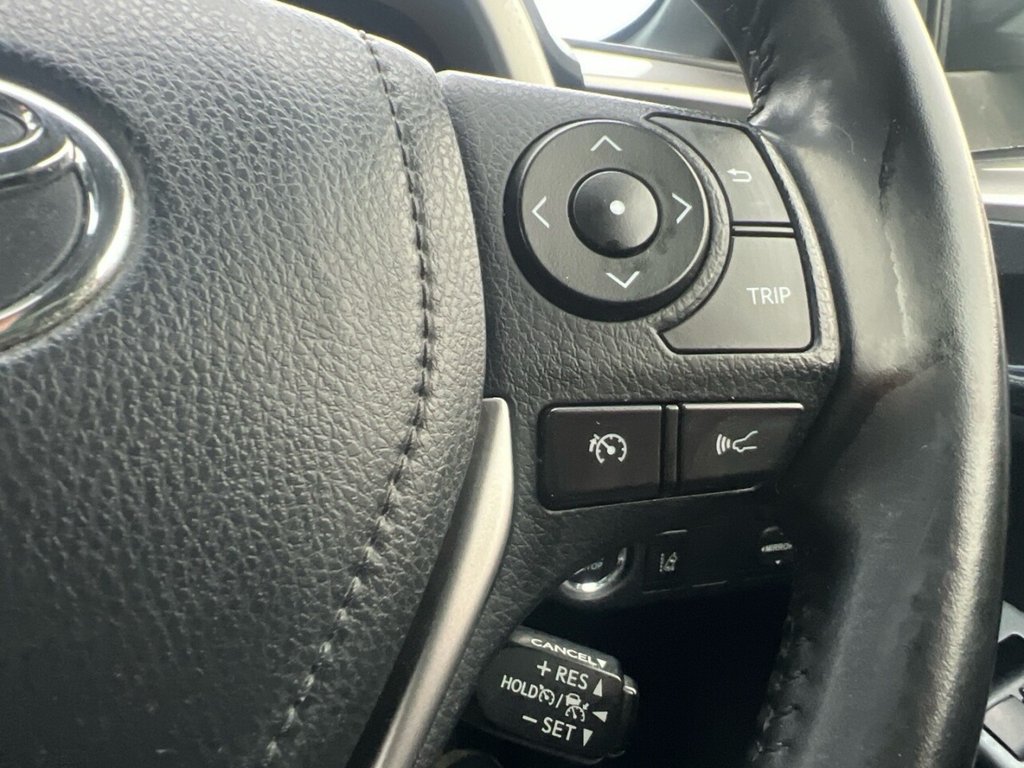 Used Toyota RAV4 2018 for sale - 76744531: Photo 27