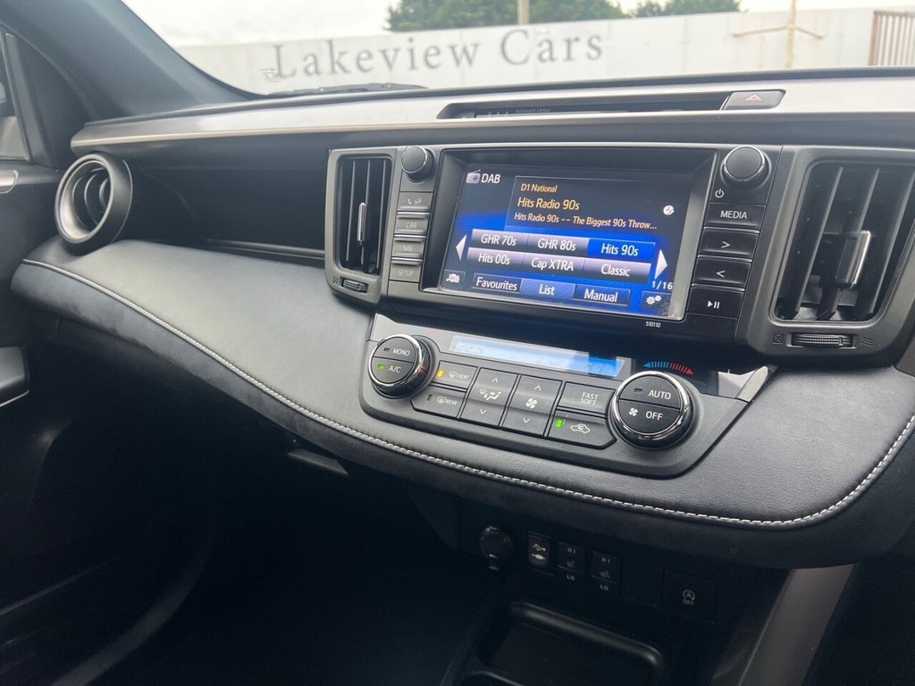 Used Toyota RAV4 2018 for sale - 76744531: Photo 29