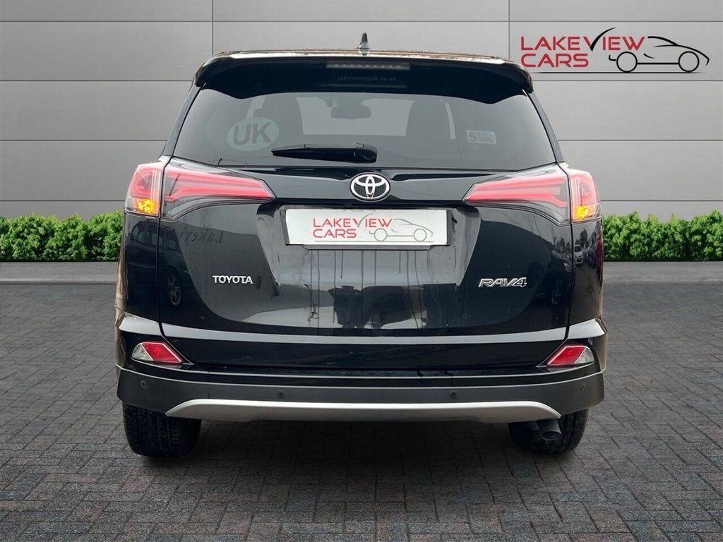 Used Toyota RAV4 2018 for sale - 76744531: Photo 7