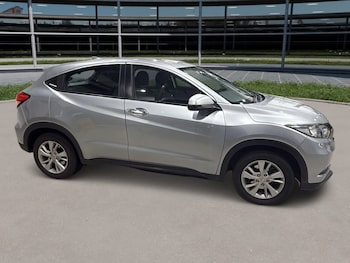 Used Honda HR-V 2017 for sale - 77356302: Photo