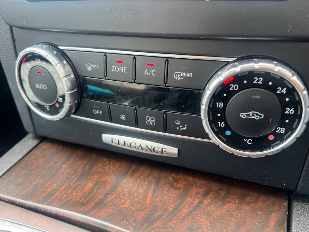 Used Mercedes-Benz C Class 2019 for sale - 76744447: Photo 22