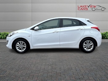 Used Hyundai i30 2015 for sale - 76744560: Photo