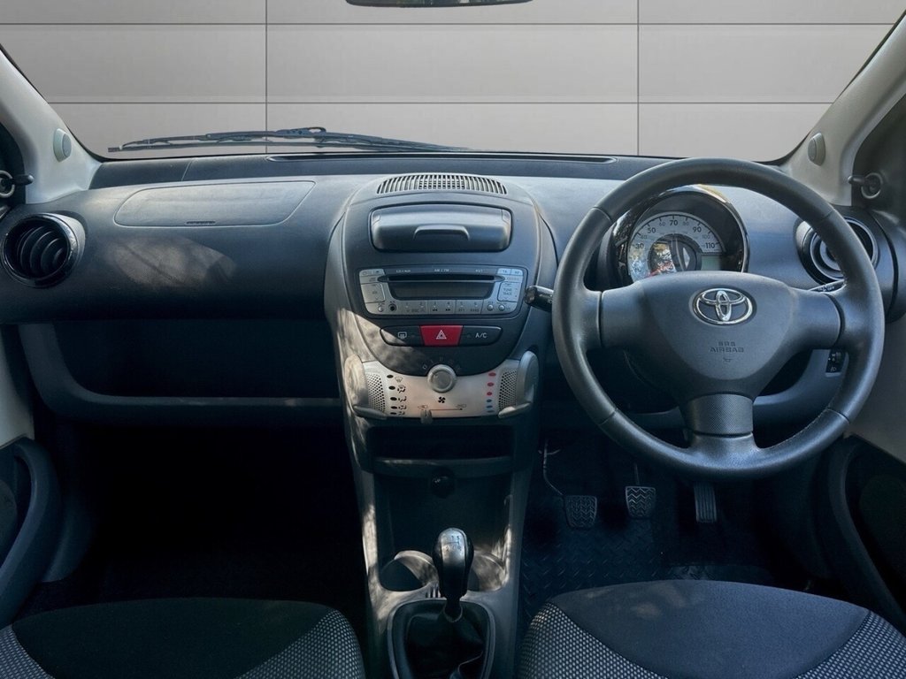 Used Toyota AYGO 2011 for sale - 76744504: Photo 16