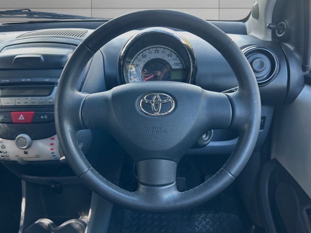 Used Toyota AYGO 2011 for sale - 76744504: Photo 18