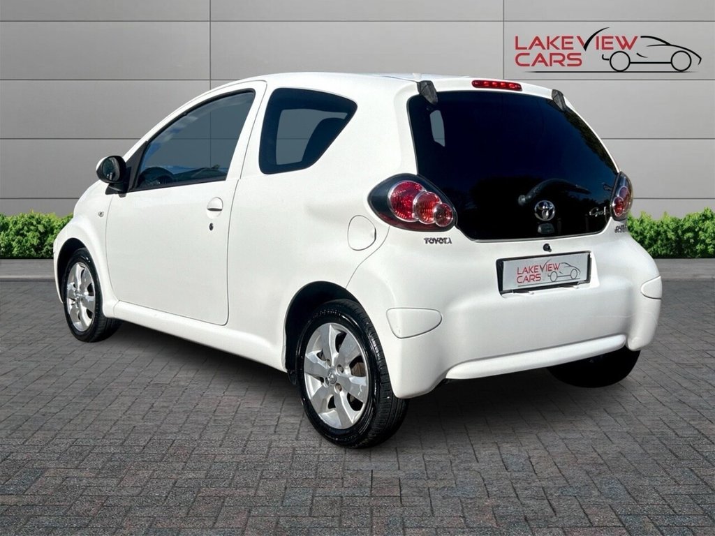 Used Toyota AYGO 2011 for sale - 76744504: Photo 5